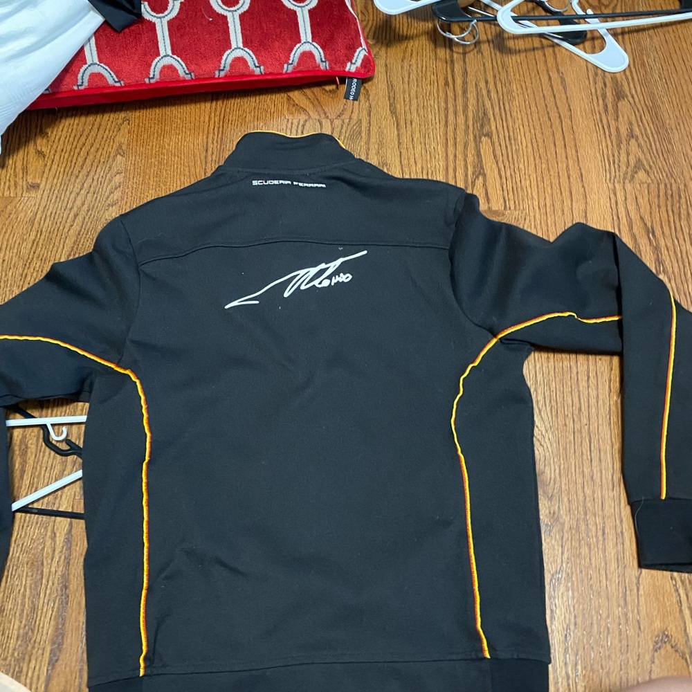Ferrari zip up - Picture 6 of 6